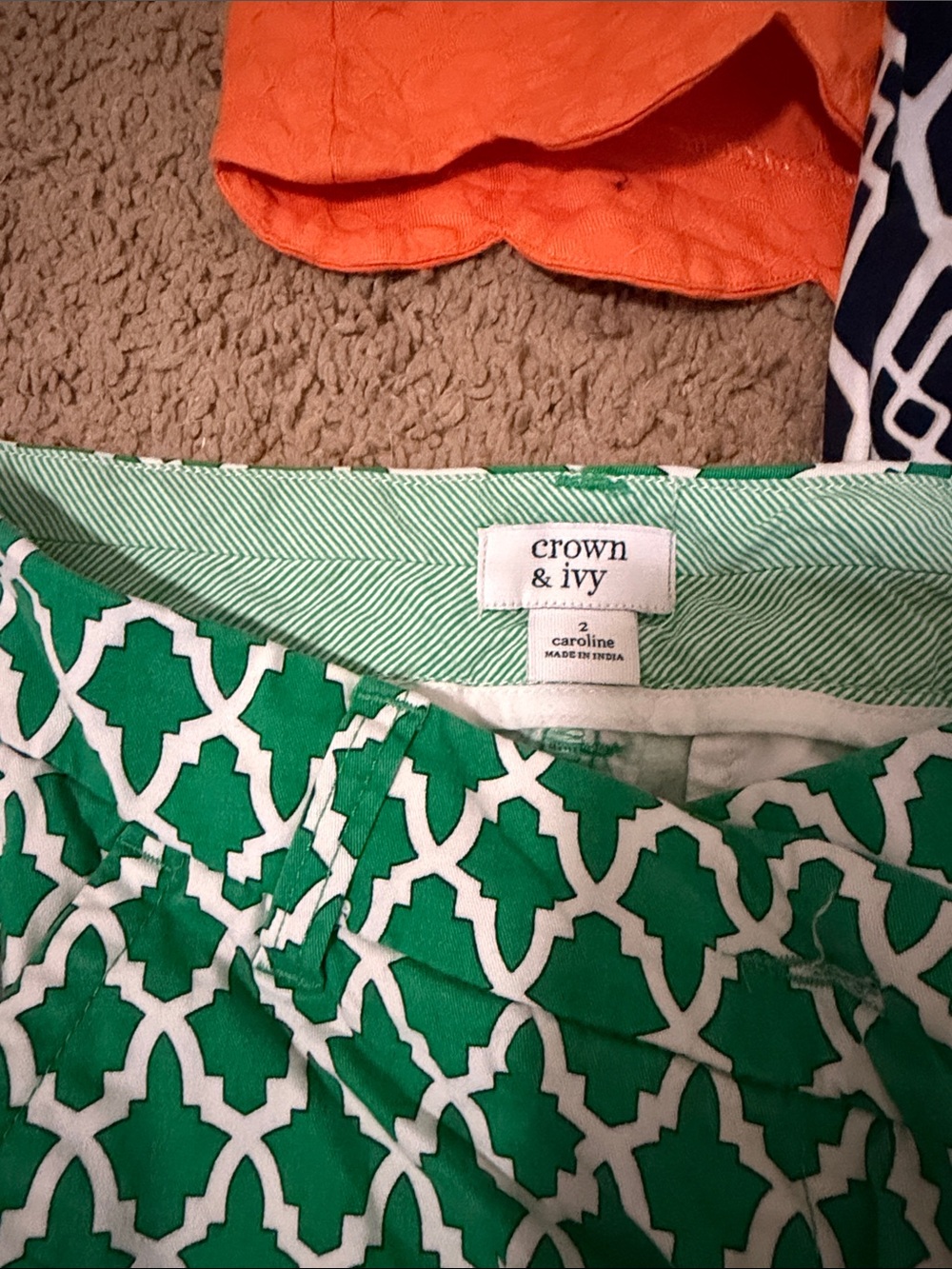 Crown and Ivy size 2 shorts bundle - Picture 2 of 5